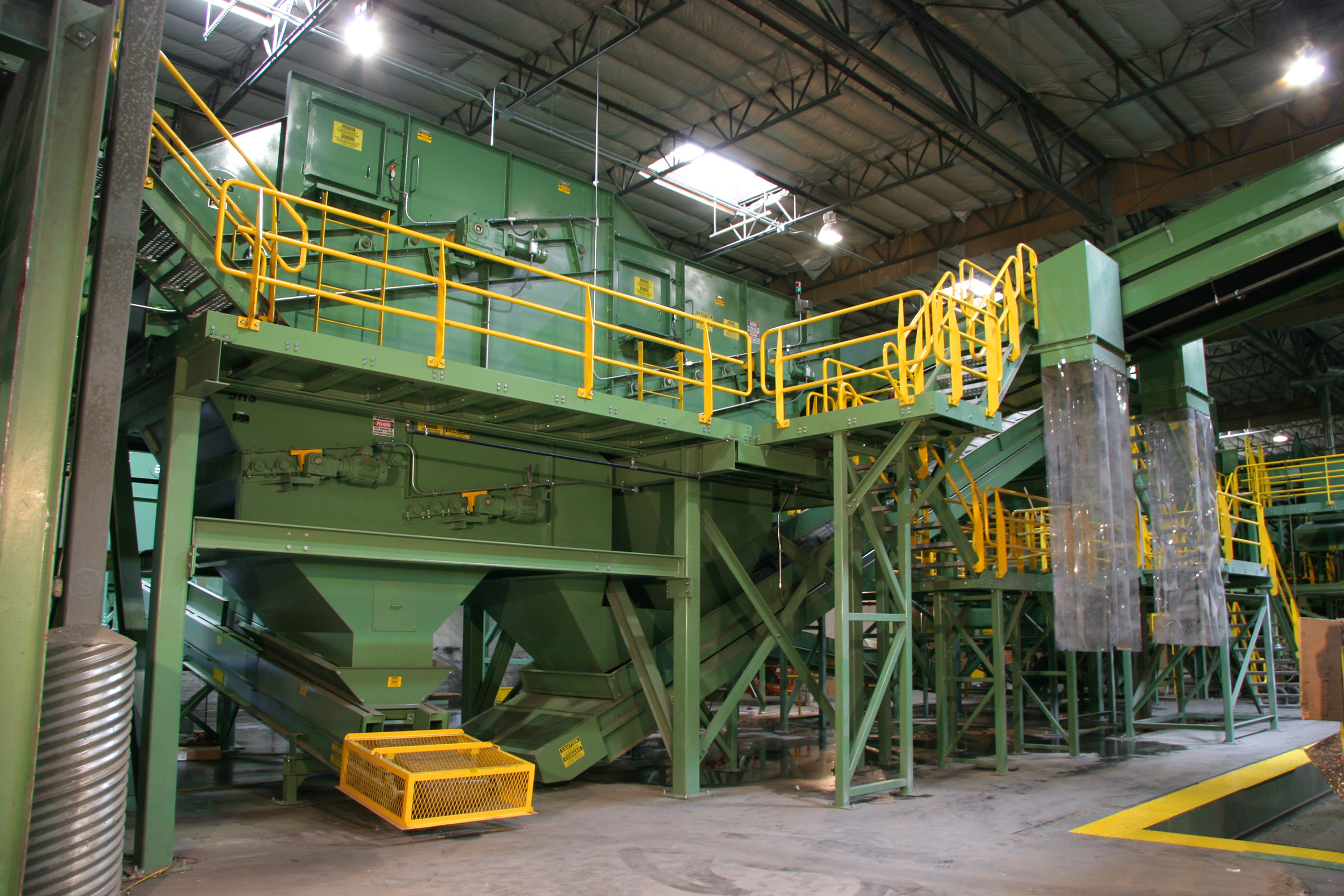 Paper and cardboard recycling plants N.M. Heilig